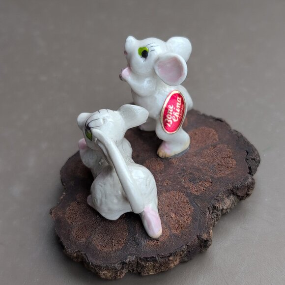 Vintage Miniature Bone China Mice Figurines On Wood Base, Mouse Japan - Picture 4 of 7
